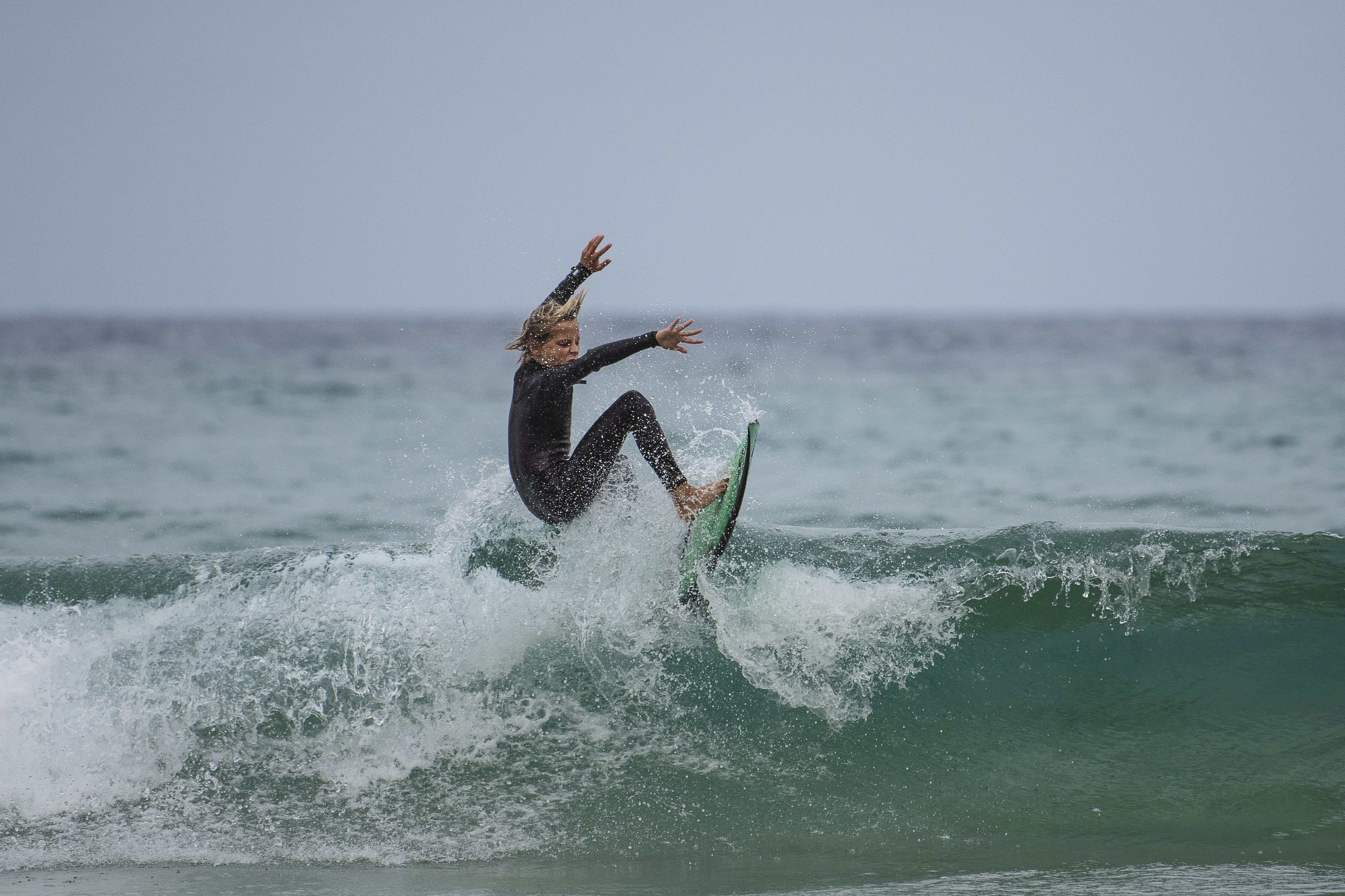 surfing-Nicole Herschmann Fotografie